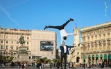 Những hình ảnh cực kỳ ấn tượng của Quốc Cơ Quốc Nghiệp trên đường phố Italia