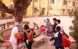 Những hình ảnh đầu tiên bên trong tâm điểm ổ dịch Covid-19 tại Chí Linh - Hải Dương