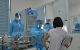 Cập nhật những khung hình về buổi tiêm vaccine Covid-19 đầu tiên tại Hà Nội, Hải Dương sáng 8-3