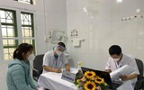 Cập nhật những khung hình về buổi tiêm vaccine Covid-19 đầu tiên tại Hà Nội, Hải Dương sáng 8-3
