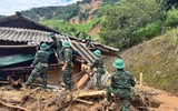 Bộ Chỉ huy Quân sự Điện Biên xuyên đêm tìm kiếm cứu nạn, hỗ trợ nhân dân vùng mưa lũ