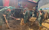 Bộ Chỉ huy Quân sự Điện Biên xuyên đêm tìm kiếm cứu nạn, hỗ trợ nhân dân vùng mưa lũ