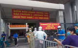 Hà Nội: Xếp hàng, đội nắng chờ mua bánh trung thu nổi tiếng