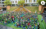 Đăng ký vào lớp 1, phụ huynh xếp hàng từ tờ mờ sáng