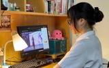 [Ảnh] Phụ huynh, học sinh Hà Nội tự ghi lại khoảnh khắc đẹp chào năm học mới 