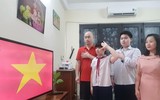 [Ảnh] Phụ huynh, học sinh Hà Nội tự ghi lại khoảnh khắc đẹp chào năm học mới 