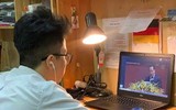 [Ảnh] Phụ huynh, học sinh Hà Nội tự ghi lại khoảnh khắc đẹp chào năm học mới 