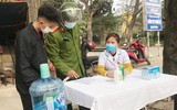 Công an quận Bắc Từ Liêm xử phạt 35 trường hợp không đeo khẩu trang nơi công cộng