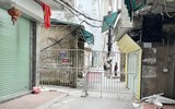 Hình ảnh người chiến sỹ áo xanh ở 'tâm dịch' Phú Đô