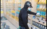 Toàn cảnh hành động đột nhập khống chế nhân viên bảo vệ cướp tài sản của siêu thị Điện máy Xanh