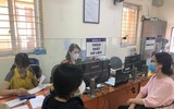  Công an Hà Nội miệt mài cấp định danh điện tử cho công dân trong dịp nghỉ lễ