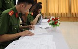 Hình ảnh đẹp ngày trở về của những phạm nhân được đặc xá