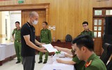 Hình ảnh đẹp ngày trở về của những phạm nhân được đặc xá