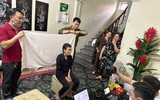 Gác kỳ nghỉ, cấp căn cước lưu động cho công dân