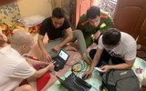 Gác kỳ nghỉ, cấp căn cước lưu động cho công dân