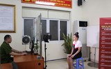 Những công dân đầu tiên thu nhận hồ sơ cấp Thẻ căn cước