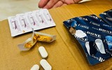 Cận cảnh hàng trăm loại thực phẩm chức năng giả vừa bị phát hiện