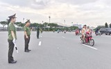 Hình ảnh đẹp lực lượng Công an phường Từ Liêm bảo đảm an ninh sự kiện lễ sơ duyệt sự kiện A80