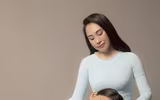 Tiểu Vy lưu lại hình ảnh tuổi thanh xuân cùng mẹ