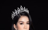 Nhan sắc Hoa hậu Đỗ Thị Hà sau một tháng đăng quang