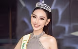 Khoảnh khắc đẹp của Thùy Tiên khi đăng quang 