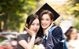 Hoa hậu Đỗ Thị Hà khoe bằng tốt nghiệp Đại học