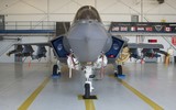 [ẢNH] Mang tới 10 tấn vũ khí, F-35 ăn đứt Su-35 và Su-57 hai tấn
