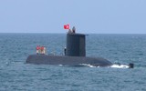 [ẢNH] Căng thẳng khối NATO bùng phát khi Tàu ngầm Thổ Nhĩ Kỳ bị nghi áp sát thủ đô Hy Lạp