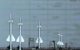 [ẢNH] Lá chắn 'Đại bàng vàng' S-25 Berket bảo vệ Moscow