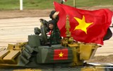 [ẢNH] Đội Việt Nam xuất sắc về đích đầu tiên trong trận hai Tank Biathlon tại Nga
