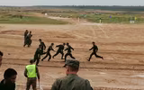 [ẢNH] Đội xe tăng Việt Nam về đích đầu tiên trong chung kết Tank Biathlon
