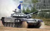 [ẢNH] Nga tuyên bố hiện đại hóa toàn bộ xe tăng T-72 lên chuẩn T-72B4
