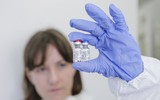 [ẢNH] Nga cho lưu hành lô vaccine ngừa Covid-19 đầu tiên