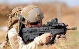 [ẢNH] Siêu súng trường TAR-21 mà đặc nhiệm Israel vừa dùng tấn công tiền đồn Syria