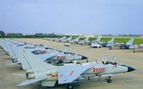 [ẢNH] Trung Quốc cho JH-7 phóng tên lửa thị uy, coi chừng ‘gậy ông đập lưng ông’