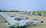 [ẢNH] Trung Quốc cho JH-7 phóng tên lửa thị uy, coi chừng ‘gậy ông đập lưng ông’