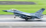 [ẢNH] F-16V đảo Đài Loan chưa kịp đối trọng Su-35S Trung Quốc đã phải nằm đất, vì sao?