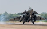[ẢNH] Trung Quốc thừa nhận tiêm kích Ấn Độ mua từ Pháp mạnh hơn JF-17