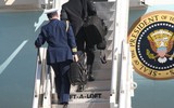 [ẢNH] Số phận vali hạt nhân trong ngày ông Biden nhậm chức 
