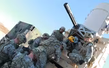 [ẢNH] Hệ thống phòng không Mỹ khai hỏa đỏ rực đánh chặn rocket tại Iraq