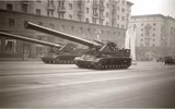 [ẢNH] Siêu pháo hạt nhân của Liên Xô từng khiến NATO thất kinh