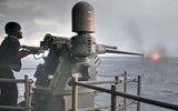 [ẢNH] Pháo hạm Mk38, vũ khí chết người giáng vào xuồng cao tốc đối phương