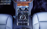 [ẢNH] Rolls-Royce Phantom duy nhất trên thế giới có nội thất gỗ Koa