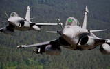 [ẢNH] Tiêm kích Rafale Pháp đâm đứt đường dây điện