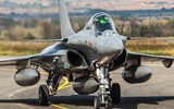 [ẢNH] Tiêm kích Rafale Pháp đâm đứt đường dây điện