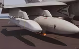 [ẢNH] F-15E mang theo AGM-154 để hủy diệt phiến quân Syria thân Iran