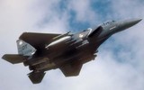 [ẢNH] F-15E mang theo AGM-154 để hủy diệt phiến quân Syria thân Iran