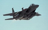 [ẢNH] ‘Đại bàng bất bại’ F-15E Mỹ mạnh ngang máy bay ném bom chiến lược H-6 Trung Quốc