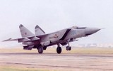 [ẢNH] MiG-25 Liên Xô trốn sang Nhật Bản - Phần 2: Chính SR-71 Mỹ là nguyên nhân để MiG-25 ra đời