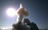 [ẢNH] Vượt sóng cao 6m, khu trục Zumwalt Mỹ phá tan mọi hoài nghi